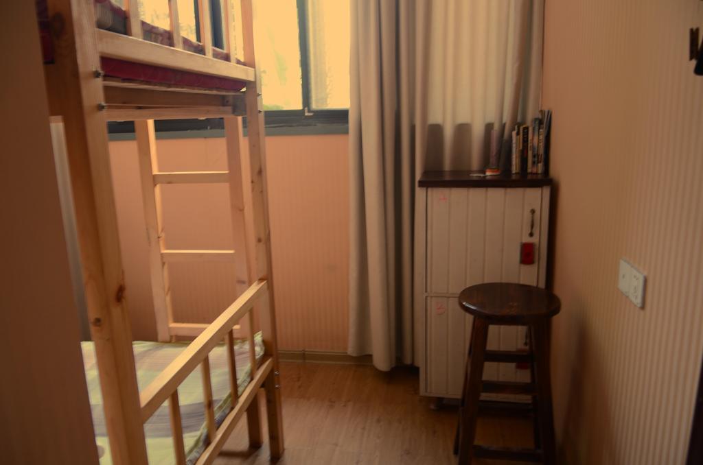 Snail Youth Hostel Huzhou Ruang foto